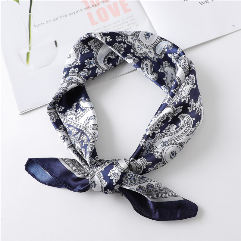 Face Scarf Mask - Syal Sutra Persegi Mewah 60Cm untuk