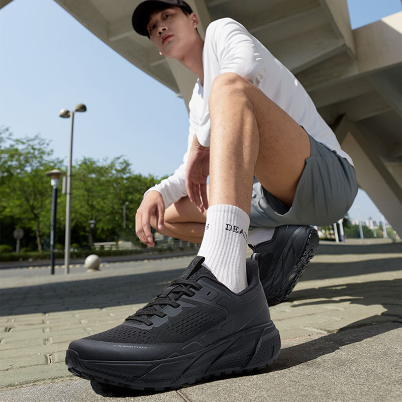 Sepatu Lari Olahraga GODLEN CA - New Balance Shoes 9060 ulasan dan harga